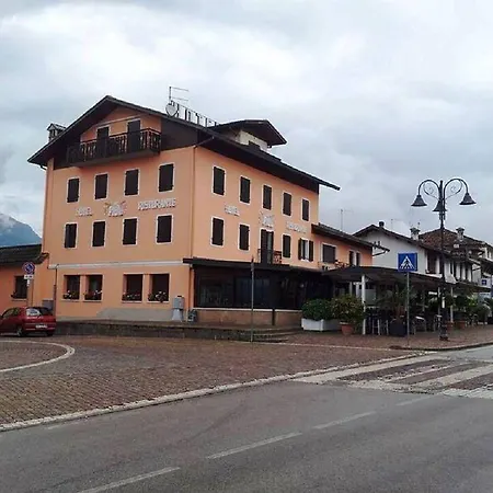 Piol Hotel 3*